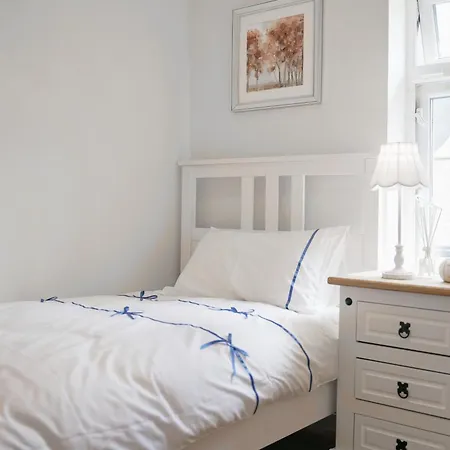 Villa Cozy 2-bedroom Detached No-7 Dublin